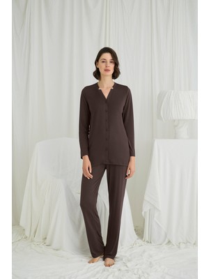 Findit Uzun Kollu Boydan Düğmeli V Yaka Pijama Takımı