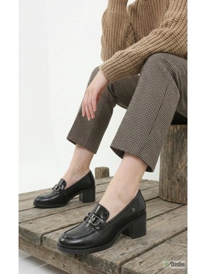 Mammamia Kadın Hakiki Deri Ortopedik Kalın Topuklu Klasik Ayakkabı M27YA/3395