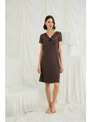 Findit Kısa Kollu ve Dantelli V Yaka Gecelik