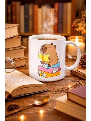 Urfakent Kitap Okuyan Kapibara Tasarımlı Porselen Kupa Model 100 – Kahve & Çay Keyfi Için Sıcacık ve Sevimli Tasarım Capybara