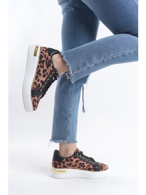 Pabucmarketi Kahverengi Bağcıklı Leopar Desenli Kadın Sneaker