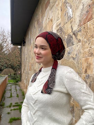 Anatölye Siyah Kırmızı Tülbent Eşarp Bone