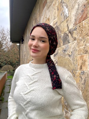 Anatölye Siyah Kırmızı Çiçekli Mio Kumaş Eşarp Bone - Kaymaz Terletmez (Kaymayan)