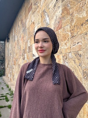 Anatölye Lacivert Ekose Tülbent Eşarp Bone - Kaymaz Terletmez (Kaymayan)