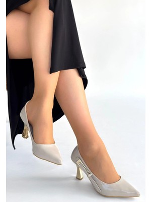 Erbilden Motya Bej Rugan Topuklu Ayakkabı