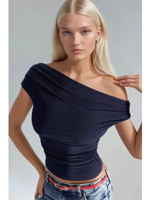 Hiccup Kadın Asimetrik Yaka Tek Omuz Sandy Bluz Lacivert