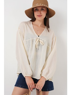 Önü Bağcıklı Uzun Kol Bluz 946 - Krem
