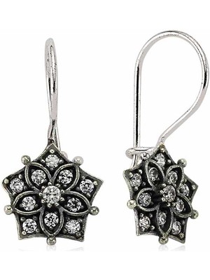 Gümüş Sallantılı Çiçek Küpe