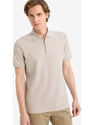 DeFacto %100 Pamuk Regular Fit Fermuarlı Yaka Polo Tişört F9870AX26SP