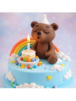 MisterionStudio Mum Üfleyen Sevimli Oturan Tasarım Ayıcık Figürü  -Figür Oyuncak Pasta Süsü- 10CM