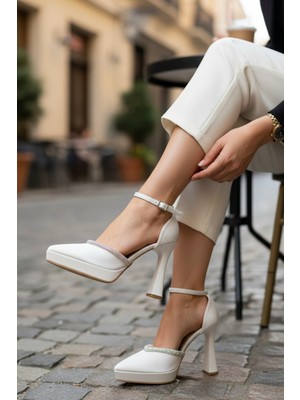 Enoch Taş Detaylı Önü Kapalı Saten Platform Kalın Topuklu Abiye Ayakkabı