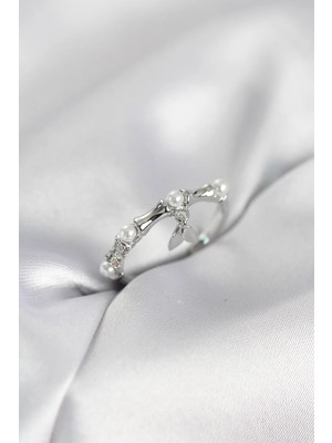 Esranın Dünyası Tegan Gümüş Renk Sallantılı Kemik Model Kadın Yüzük TG27BYK4114