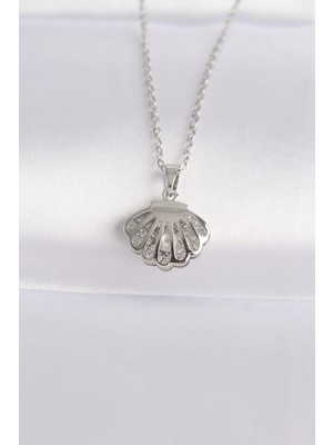 Esranın Dünyası Tegan 316L Çelik Zincir Gümüş Renk Zirkon Taşlı Inci Detay Istiridye Kolye TG27BKO8600