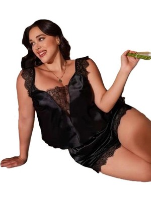 Bipamuk Büyük Beden Kadın Saten Şort Pijama Takımı Dantel Detaylı Askılı Şık Gecelik Takım