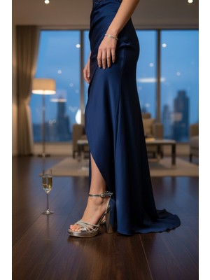 Enoch Modern Kalın Topuklu Taş Detaylı Yüksek Platform Ayakkabı