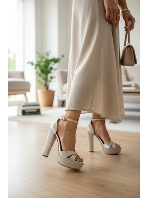 Enoch Kristal Taş Sıralı Saten Yüksek Platform Abiye Ayakkabı