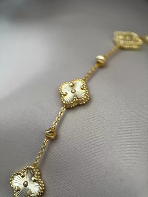 Luseda Kararmaz Çiçek Figürlü Ayarlanabilir 17+3 cm Gold Bileklik