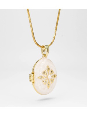 Stella Fortis Mine Detaylı Kapaklı Madalyon Kolye – Altın Renk Yılan Zincir