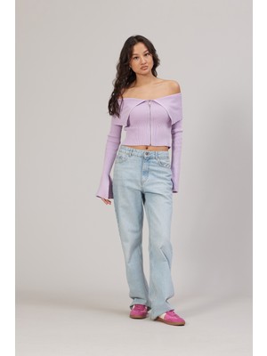 Nisan Triko Madonna Yaka Fermuarlı Triko