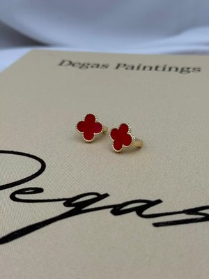 Luseda Kararmaz VIP Kırmızı Çiçek Figürlü Kadın Küpe