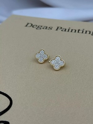 Luseda Kararmaz VIP Zirkon Taşlı Çiçek Figürlü Kadın Küpe