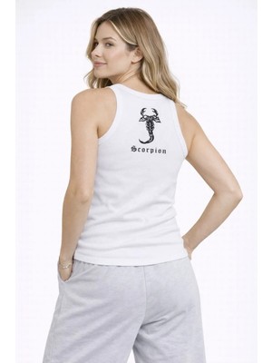 Giyim Center Kadın Fitilli Atlet Sıfır Yaka Slim Fit Arka Baskılı Spor Atlet - Beyaz