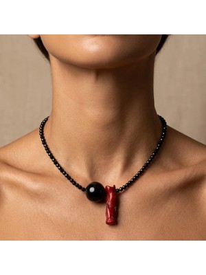 THEIA GemWorks Arcana - Oniks ve Mercan Doğal Taş Kolye