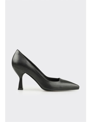 Elle Siyah Deri Kadın Stiletto
