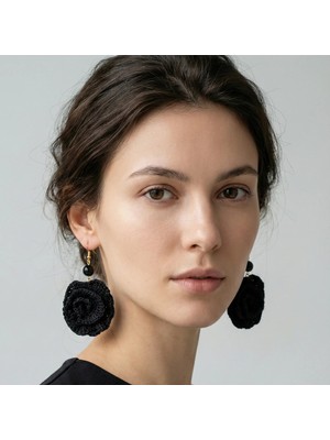 THEIA GemWorks Enn - Oniks Taşlı Tığ İşi El Yapımı Küpe