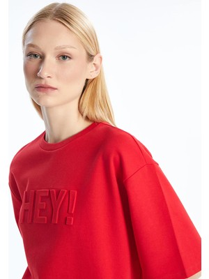 Lc Waikiki Yeni Sezon Bisiklet Yaka Baskılı Oversize Kadın Tişört