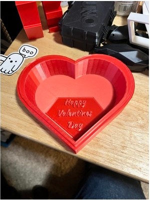 Akaslan Plastik Remix Sevgililer Günü Çikolata Kalp Kutusu (Bu Ürün Sadece Plastik Parçadır - Almadan Önce Soru Sorabilirsiniz)