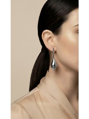 Lune Design Damla Model Sallantılı Gümüş Rengi Çelik Küpe