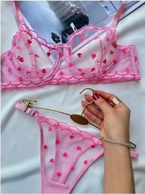 Kadın Iç Çamaşır Takımı Balenli Kapsız Tül Kalp Fantezi Fantazi Takımı Sütyen ve Tangalı Set Kırmed