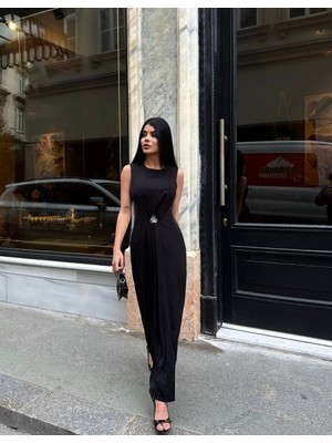 Kadın Taş Detaylı Uzun Abiye Elbise – Zarif Davet ve Özel Gün Elbisesi