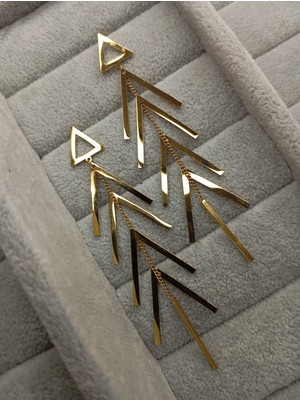 Ok Sıralı Model Gold Renk Sallantılı Küpe