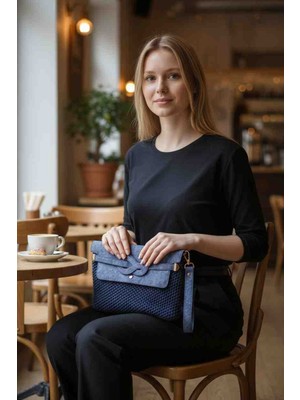 Mimoza Accessories Mavi Deri Kapaklı Örgü Gövde Tasarım Kadın Clutch, El Çantası