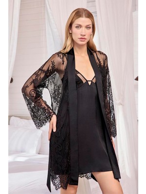 Fantastik Store Arias Closet Dantelli Tüllü ve Dekolteli Saten Sabahlık Takımı