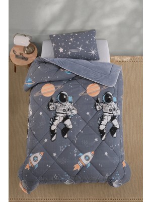 Formeya Astronot Desenli Tek Kişilik Çift Taraflı Wellsoft Yorgan ve Yastık Kılıfı Seti (Çarşafsız)