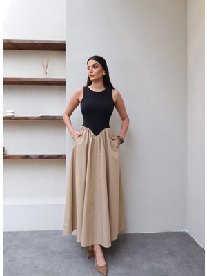 Esra Helvacı Sıfır Kol Cepli Kloş Elbise