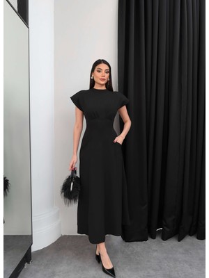 Esra Helvacı Bel Oturtmalı Vatkalı Elbise