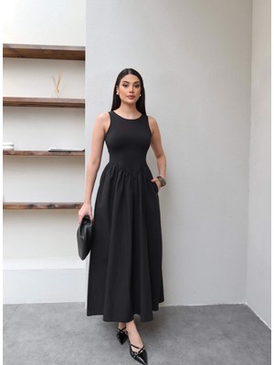 Esra Helvacı Sıfır Kol Cepli Kloş Elbise