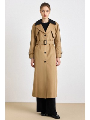 Olcay Çıkabilir Garni Yakalı Pelerin Detaylı Su İtici Özellikli Uzun Trençkot K. KAMEL 6825