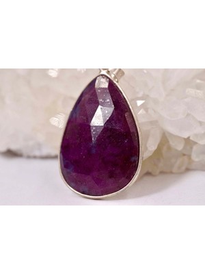 Doğaltaş Yakut Gümüş Kolye