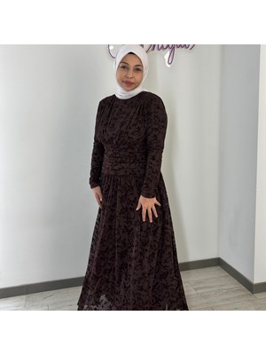 Aysheguls Kadife Çiçek Kabartmalı Şık Elbisesi