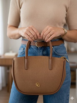 Januga Kadın Taba Kaliteli Şık Yumuşak Deri Astarlı Fermuar Kapamalı Ayarlanabilir Askılı El ve Omuz Çantası