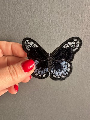 Gönülden Tasarım Ütü Ile Yapışan Nakış Işleme Kelebek Arma Dikiş Aplike 6x4 cm