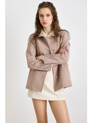 Olcay Apolet Detaylı Su İtici Öellikli Astarsız Kısa Trençkot VİZON 6834