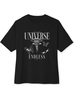 Tişört Kodu Universe Endless Oversize Tişört – Premium Grafik Streetwear Kadın Tee