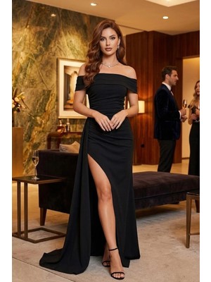 Mossta Kayık Yaka Yırtmaçlı Şık Uzun Ithal Krep Elbise - Siyah