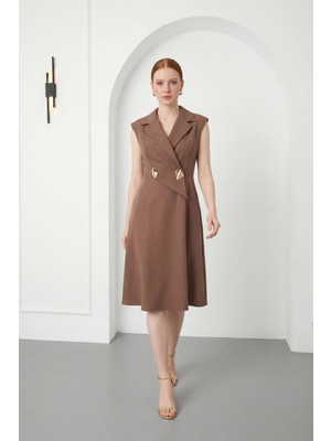 Lafaba Kadın Vizon Kruvaze Yaka Aksesuar Detay Davet Elbisesi